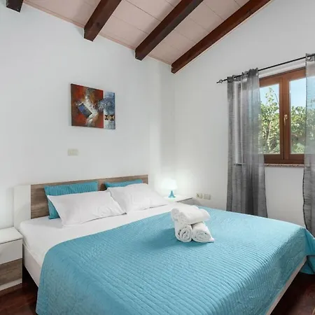 Lucas Comfortable Villa